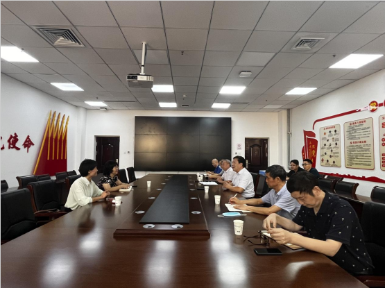 省教育廳視導組來我校檢查師資培訓工作 省教育廳視導組來我校檢查師資培訓工作