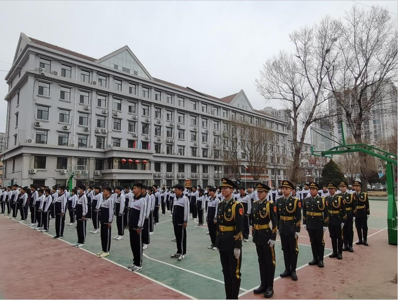 承德開放大學承德信息工程技術學校舉行2023年新學期升旗儀式