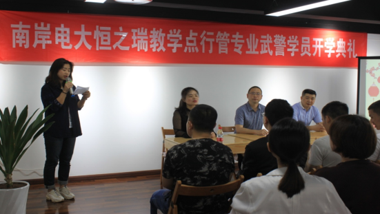 南岸分校走進兵營,積極探索辦學新路子 南岸分校走進兵營,積極探索辦學新路子