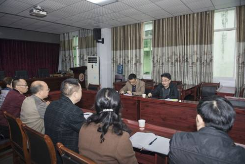 武隆區副區長黃昕到武隆分校調研