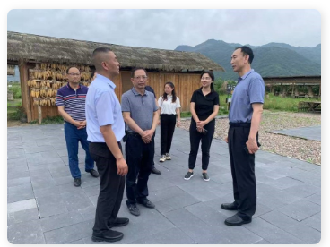 國家開放大學副校長鞠傳進赴雅安調研