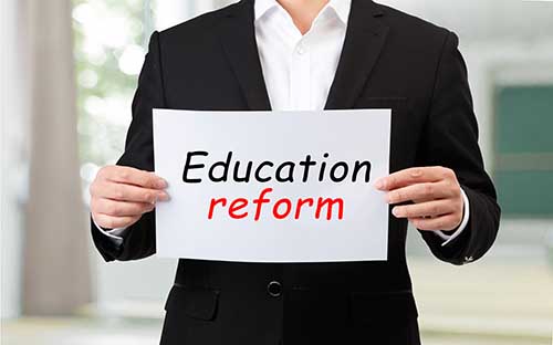 成人高考的漢語言文學考試科目？