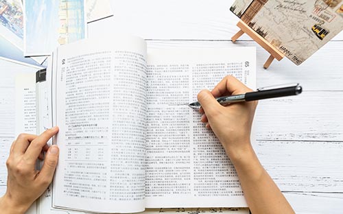 自考要到學校學習嗎? 自考要到學校學習嗎?