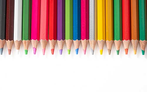 成人自考本科考試在幾月考試？