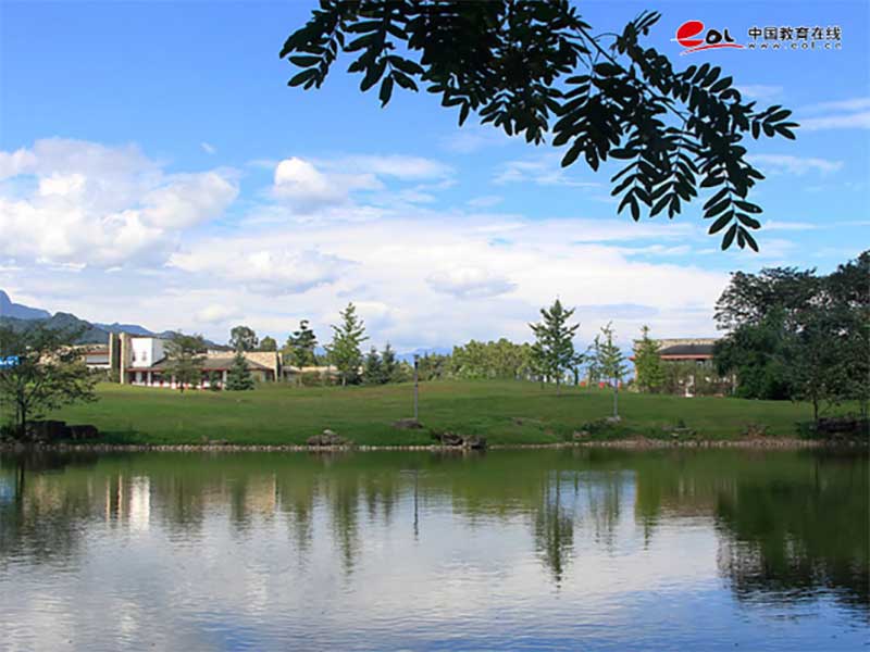 成都東軟學院繼續教育（培訓）學院校園風光