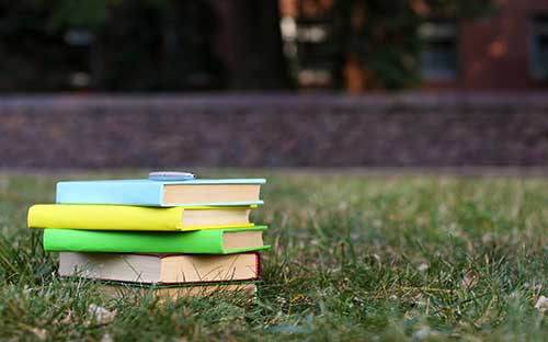 南通教育學成人高考報名有什么額外條件？