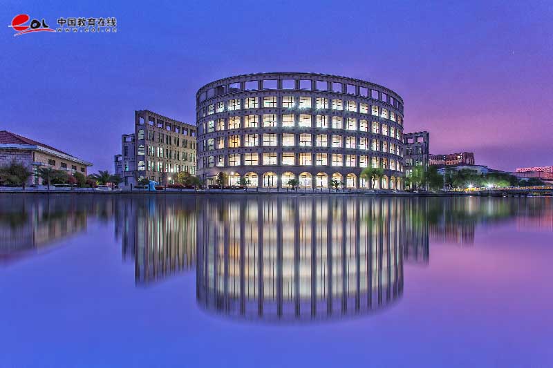 上海立信會計金融學院繼續教育學院校園風光