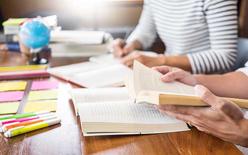 成人自考本科和全日制本科的區別是什么? 成人自考本科和全日制本科的區別是什么?