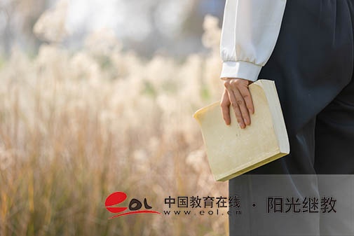 江蘇成人高考專升本考哪幾門？在職人員報名后如何備考？