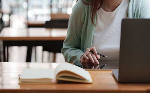 重慶開放大學學歷提升：學歷進階的光明坦途