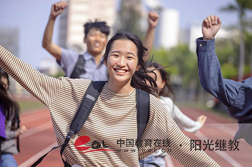 成人高考專升本考哪些科目？報考注意事項有哪些？