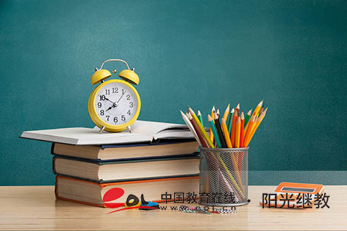 成人高考考試要考幾科？難度大嗎？