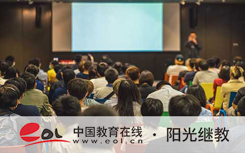 成人高考學費能拖后交嗎？報名材料有哪些？