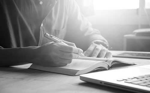 成人高考報名考試科目有哪些？只可以考一次嗎？