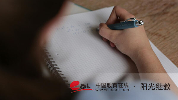 成考的學位證有什么用？學位英語難不難？