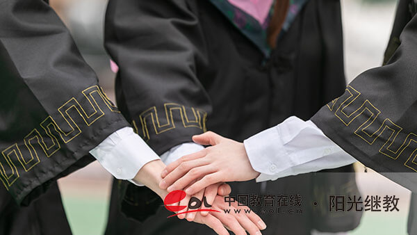 去哪里報名參加成人高考考試？有哪些條件？