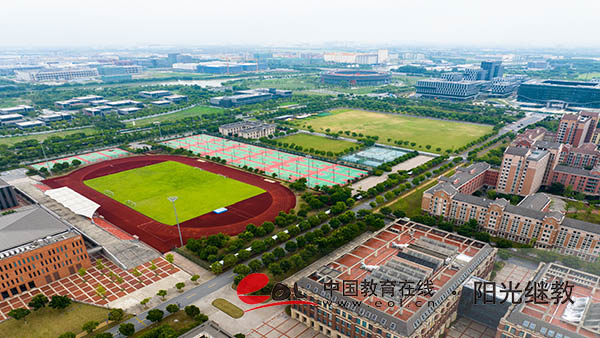 成人高考考試地點一般設在哪里？注意事項有哪些？