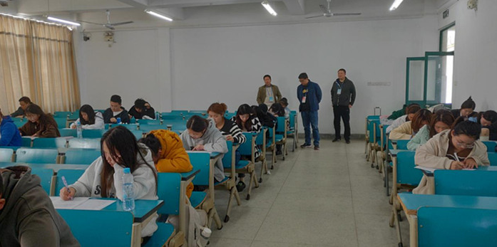 我院順利完成自考助學課程終結性考試