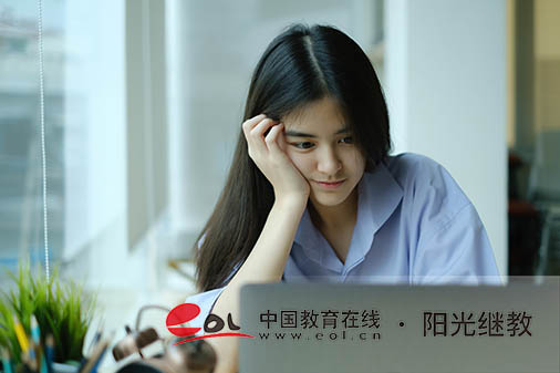 國開會計專業就業前景如何？考哪些課程？