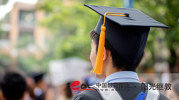 國家開放大學適合哪些人報考？怎么報名？