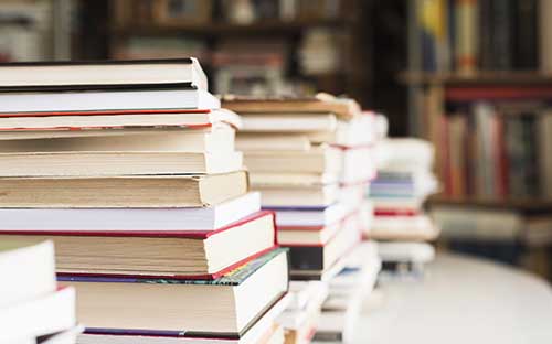 國家開放大學的報名審核時間是何時？