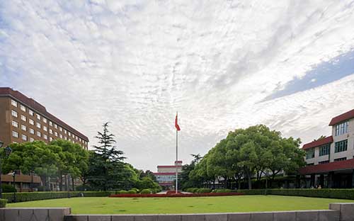 新加坡花錢自費留學條件