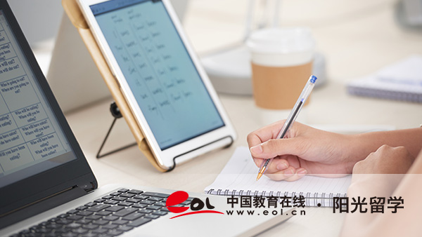 日本版畫專業本科留學費用需要多少錢