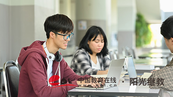 自考大專的報名流程有嗎？如何選擇專業？