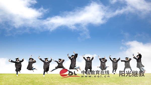 自考報名時間錯過可以補報名嗎？沒過可以一直考嗎？